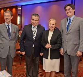 José Ignacio Salafranca, Claudio Muñoz, Benita Ferrero-Waldner,y Pedro Huichalaf
