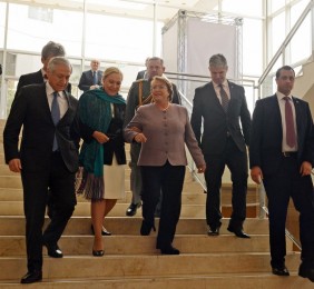 Michelle Bachelet junto a Benita Ferrero-Waldner