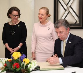Presidente Juan Manuel Santos, Rebeca Grynspan, Benita Ferrero-Waldner