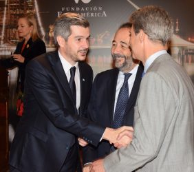 Marcos Peña con José Ignacio Salafranca y Carlos López Blanco