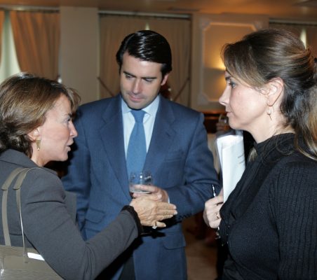 Luisa Peña, Rafael Hoyuela y Patricia Alfayate
