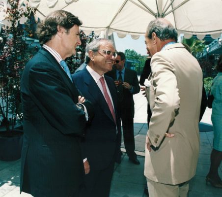 Ricardo Martí Fluxá, Rodolfo Martín Villa y Embajador Raniero Vanni D’Archirafi
