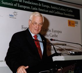 Christopher Patten, Miembro de la Comisión Europea responsable de Relaciones internacionales