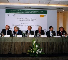 Dennis Mc. Shane, Tristan Garel-Jones, Miguel Á. Cortés,Christopher Patten, Alfonso Quereda y Joaquim Falcâo