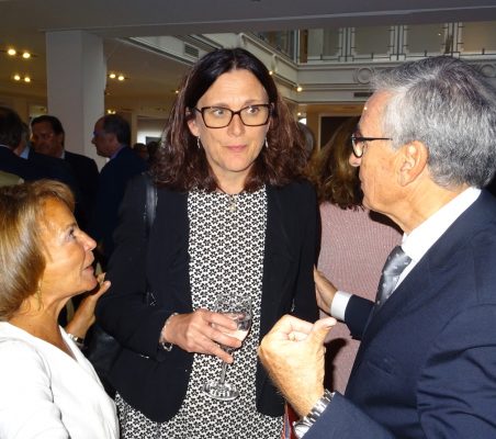 Luisa Peña, Cecilia Malmström y Ramón Jáuregui