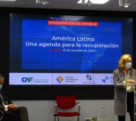 El Presidente de la Fundación Euroamérica y la Vicepresidenta Nadia Calviño