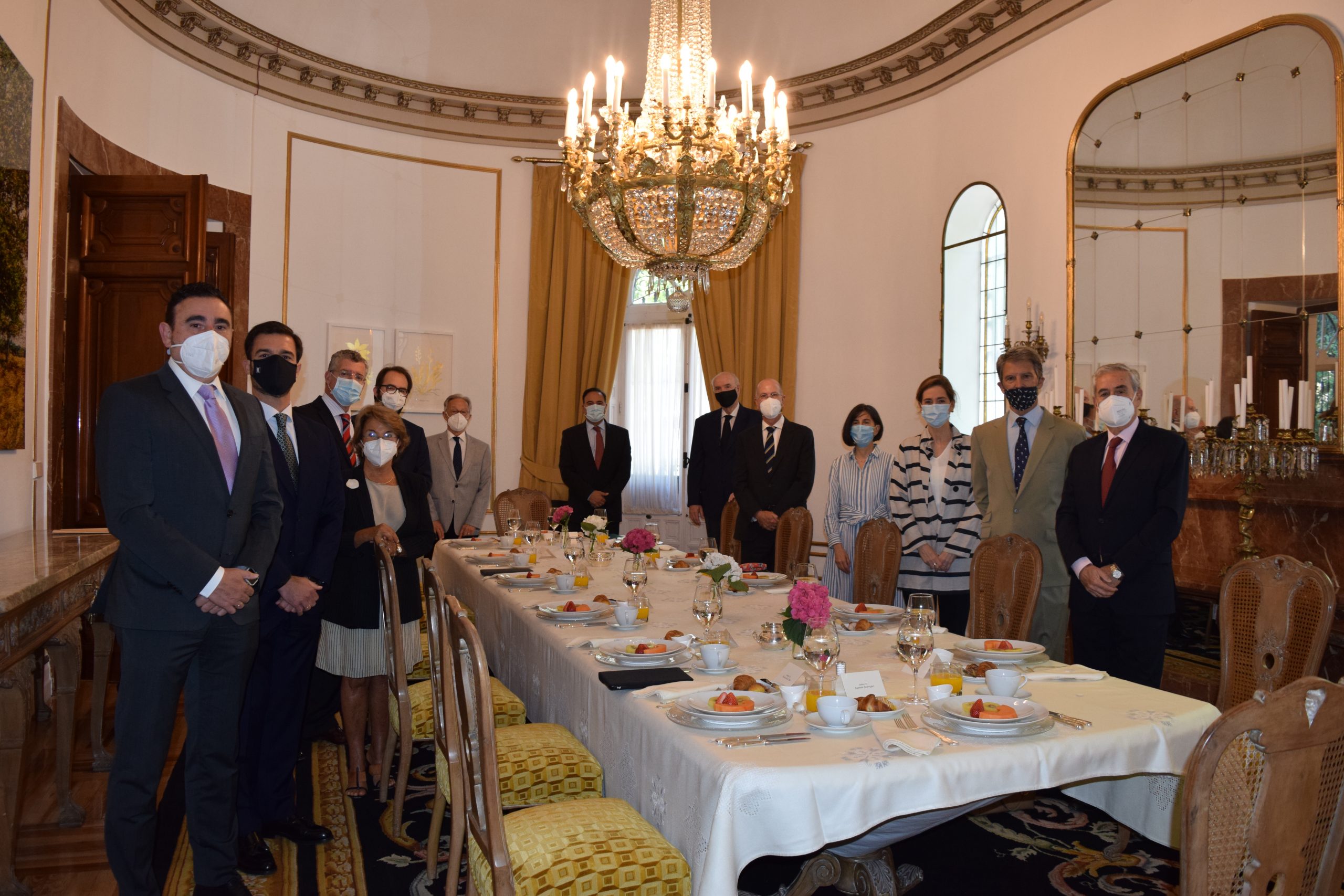 Invitados al desayuno, ofrecido por el Embajador de Colombia en España