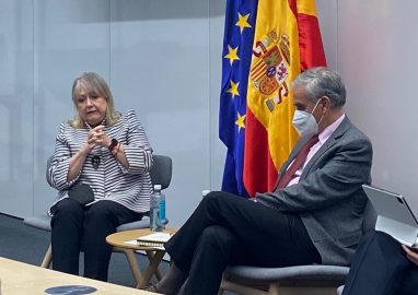Susana Malcorra y Ramón Jáuregui en el Coloquio América latina y el caribe en Crisis ¿Qué pueden hacer Europa y la Comunidad Internacional?