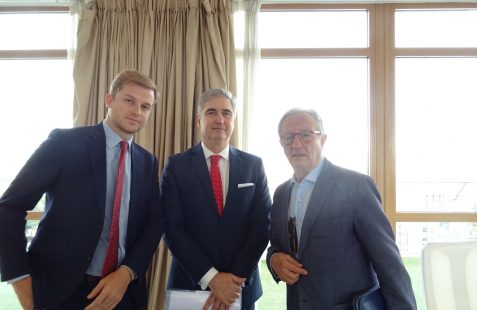 Carlos Hazas de Oñate (Banco Santander), Embajador Leite Ribeiro y Ángel Durández (Vicepresidente Ejecutivo de la Fundación Euroamérica)