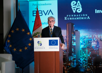 Ramón Jáuregui durante la Inauguración del IV Foro Perú-Unión Europea