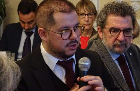 Javier Velasco, embajador de Chile en España y Antonio Gutiérrez Limones, Presidente de la Comisión de Asuntos Exteriores del Senado