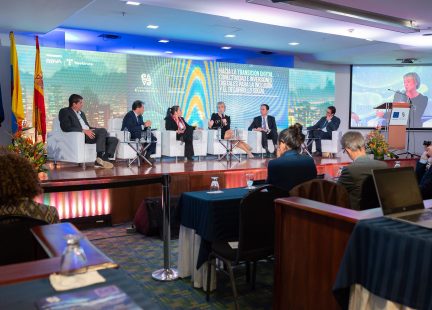 Segunda sesión: Colombia y la Unión Europea hacia la TRANSICIÓN DIGITAL. Conectividad e inversiones digitales   para la inclusión y el desarrollo social