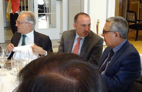 Ángel Durández, Vicepresidente Ejecutivo de la Fundación Euroamérica, Matías Bendersky (BID) y Marcelino Medina (Embajador de Cuba en España)