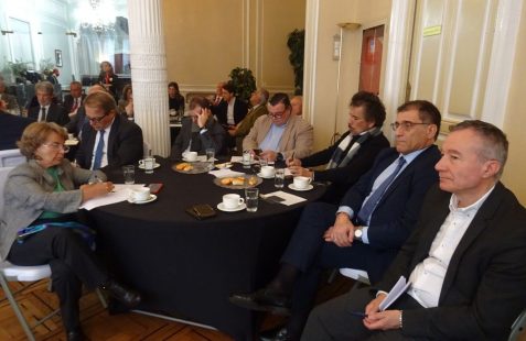 Desayuno-coloquio sobre el Acuerdo Marco avanzado  Unión Europea-Chile