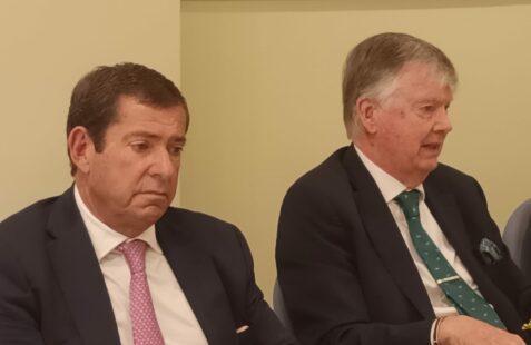 Desayuno con Carlos Giovanelli, y Guillermo Stanley (3)