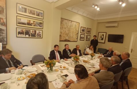 Desayuno con Carlos Giovanelli, y Guillermo Stanley (5)