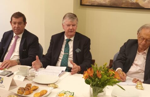 Desayuno con Carlos Giovanelli, y Guillermo Stanley (6)