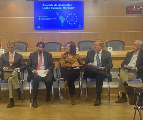 José Ignacio Salafranca, Juan Luis Gimeno,Oihane Agirregoitia, Gabriel Mato y Ramón Jáuregui