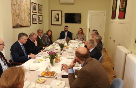Desayuno coloquio con Brian Glynn, Embajador de Irlanda en España