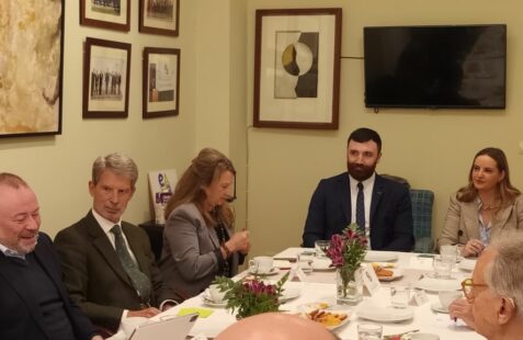 Desayuno coloquio con Brian Glynn, Embajador de Irlanda en España