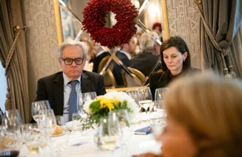 Almuerzo coloquio con la Ministra de Exteriores de Colombia (10)