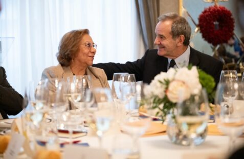 Almuerzo coloquio con la Ministra de Exteriores de Colombia (13)