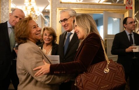 Almuerzo coloquio con la Ministra de Exteriores de Colombia (2)