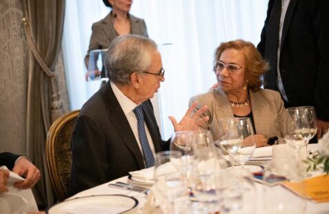 Almuerzo coloquio con la Ministra de Exteriores de Colombia (3)
