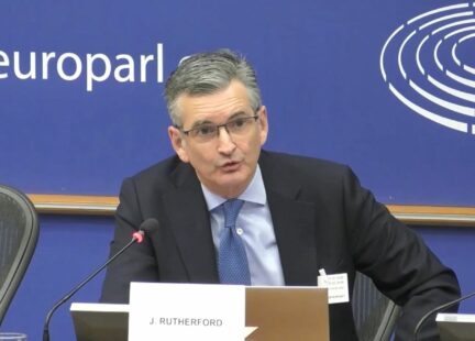 John Rutherford, Director Global de RRII, BBVA