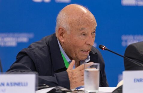 Mesa América Latina y el Caribe ante la nueva Geopolítica Mundial: retos y soluciones