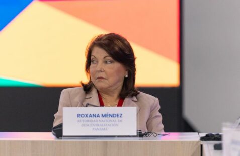 Mesa América Latina y el Caribe ante la nueva Geopolítica Mundial: retos y soluciones