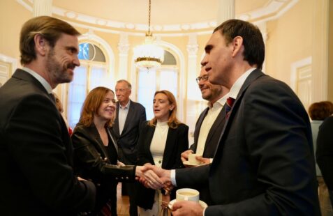 Secretaria de Estado de Comercio Amparo López Senovilla, Micaela Picazo, Subdirectora de Internacional, Cámara de Comercio de España, Miguel Escassi, Head of Government Affairs & Public Policy, Spain and Portugal GOOGLE, Javier Canalejo, Subdirector Relaciones Internacionales, Repsol,Luis Alberto Bleda, Managing Director International Business, Bankinter