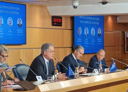 La defensa de Europa ante un nuevo orden internacional (16)