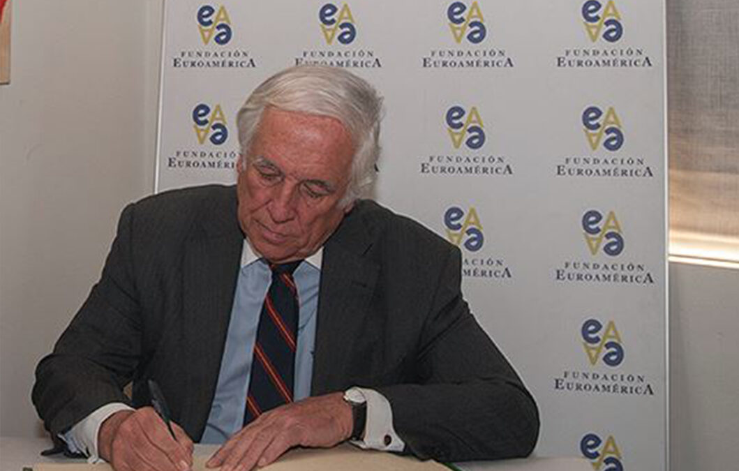 Fallecimiento de Carlos Espinosa de los Monteros