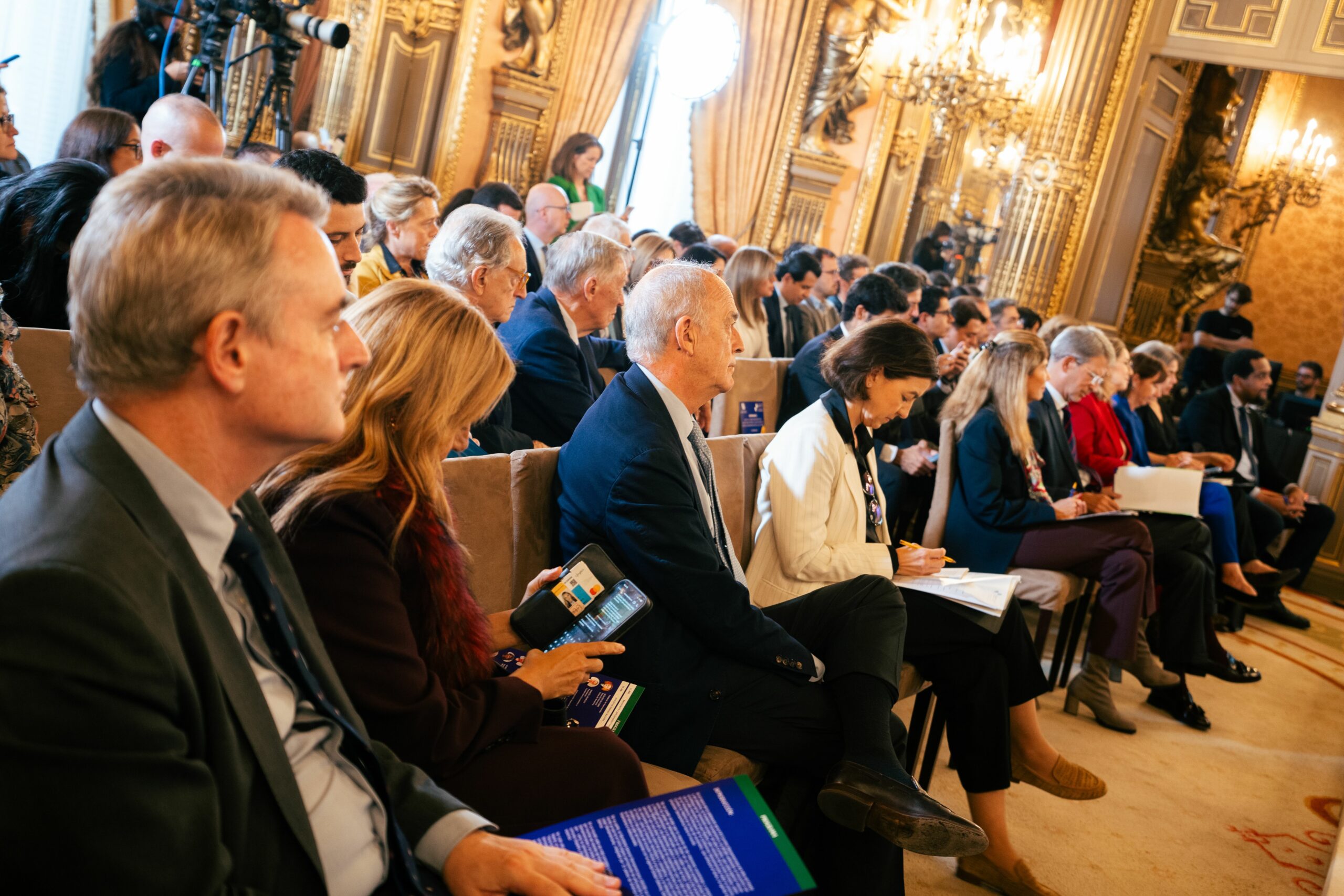 Seminario: Hacia la Cumbre Iberoamericana. ¿Qué puede aportar la Unión Europea al espacio iberoamericano de las cumbres?